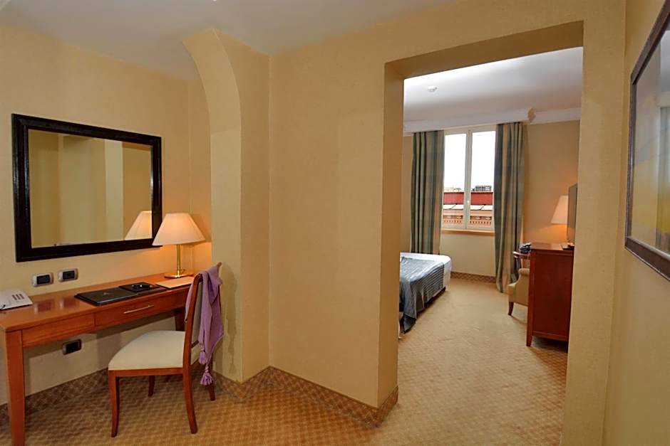 Photo 1 of 3 of Quadruple Room