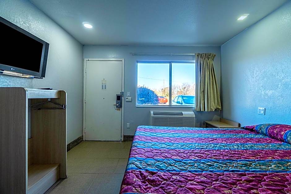 Xpress Inn & Extended Stays