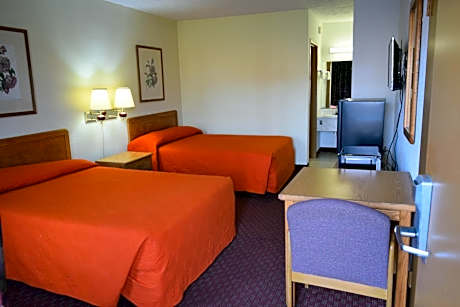 Standard Queen Room with Two Queen Beds