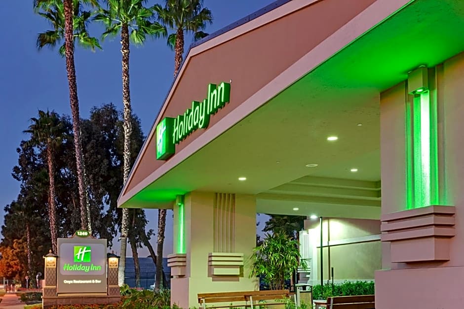 Holiday Inn Hotel & Suites Anaheim By IHG