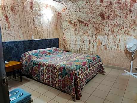 Double Room with Private Bathroom - Underground