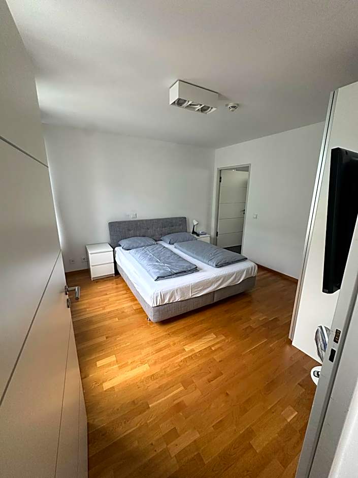 Al Nafurah Apartments