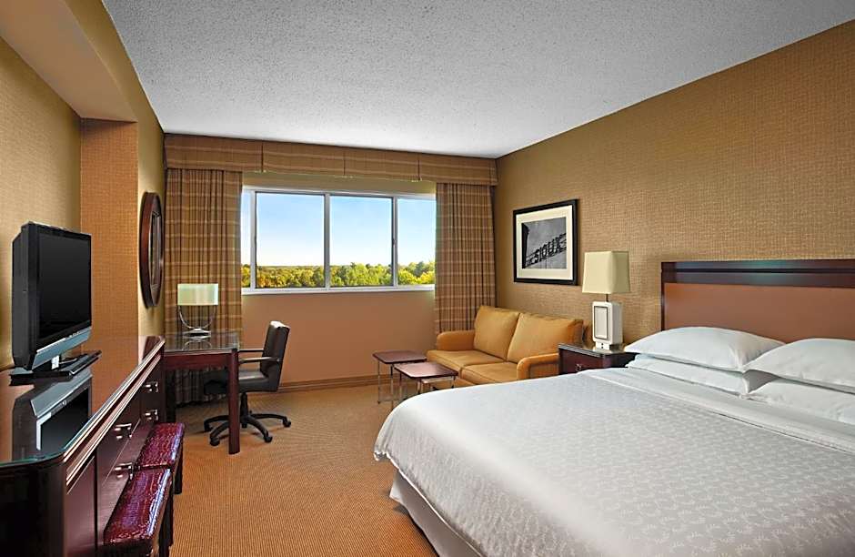 Sheraton Sioux Falls Hotel & Convention Center