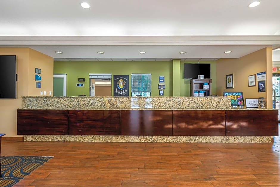 Best Western Cocoa Beach Hotel & Suites