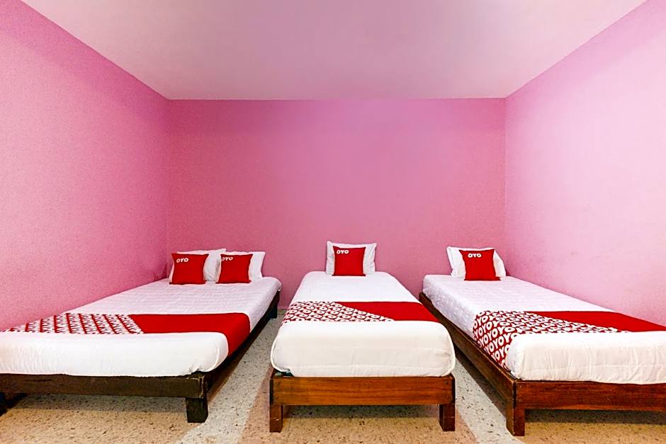 OYO Hotel Emperador