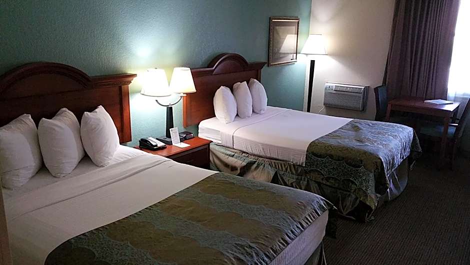 Baymont by Wyndham Sarasota