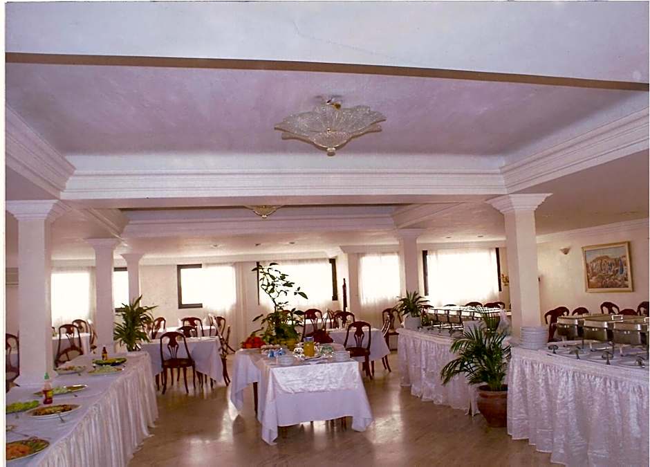 Sahara Line Hotel