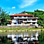 Family Hotel and Restaurant Varosha 2003