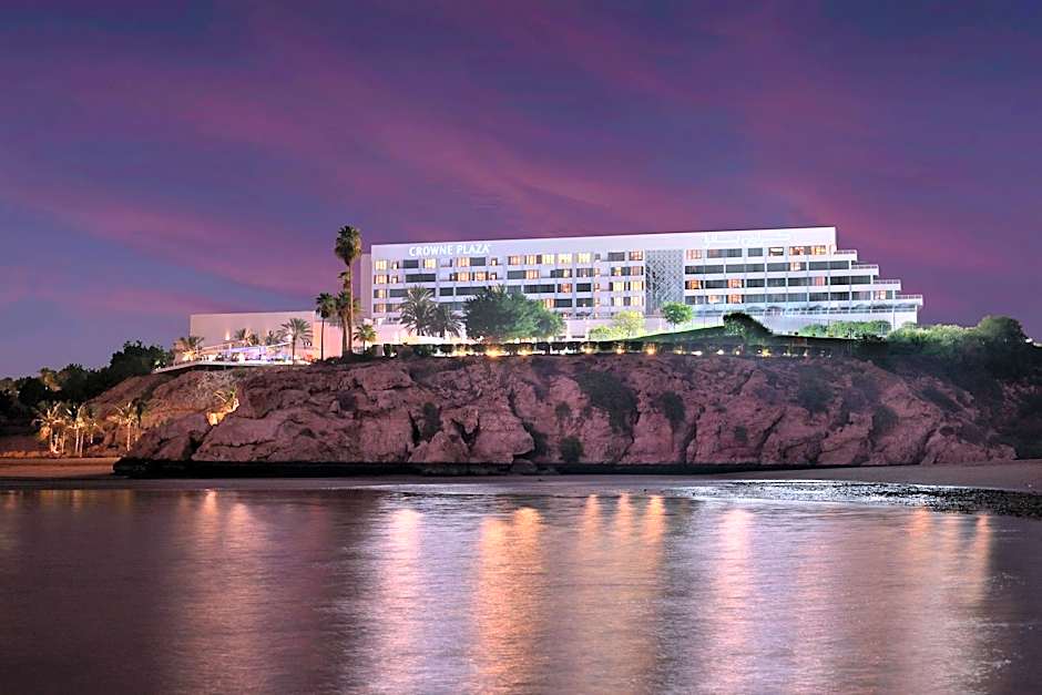 Crowne Plaza Muscat By IHG