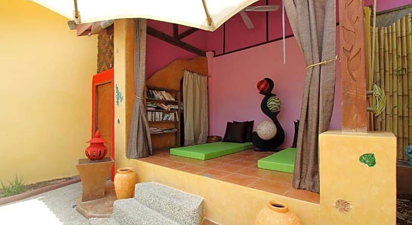 Pandora Lifestyle Hotel