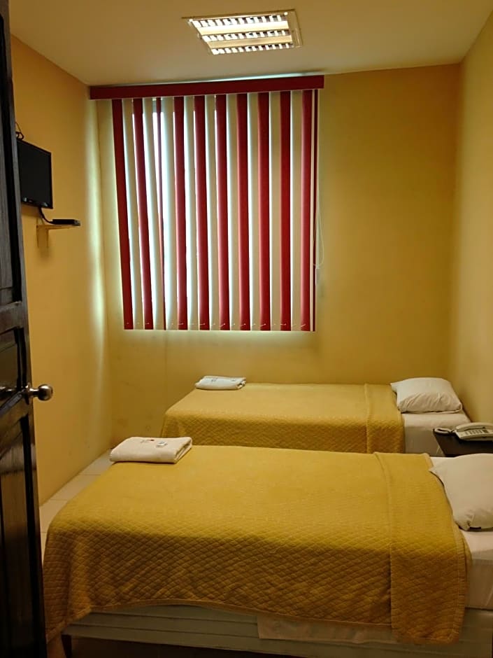 Hotel Moreno