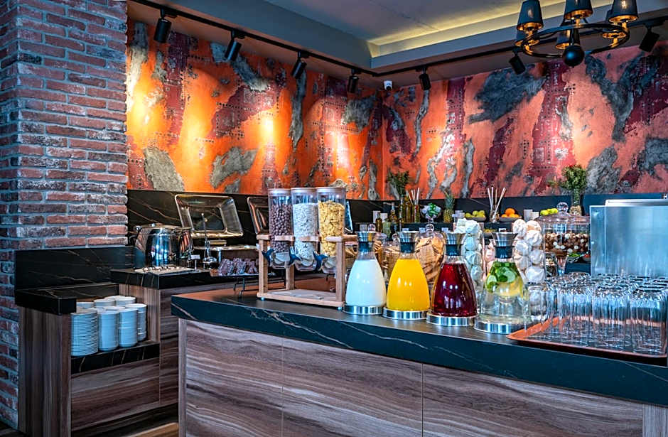 Levor Hotel