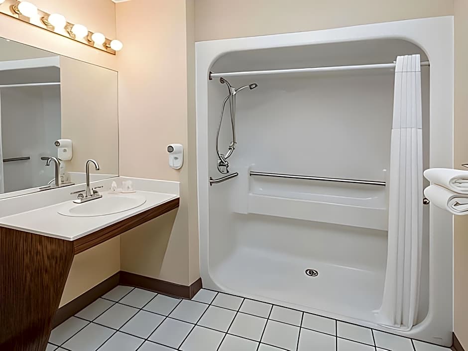 Baymont by Wyndham Valdosta at Valdosta Mall