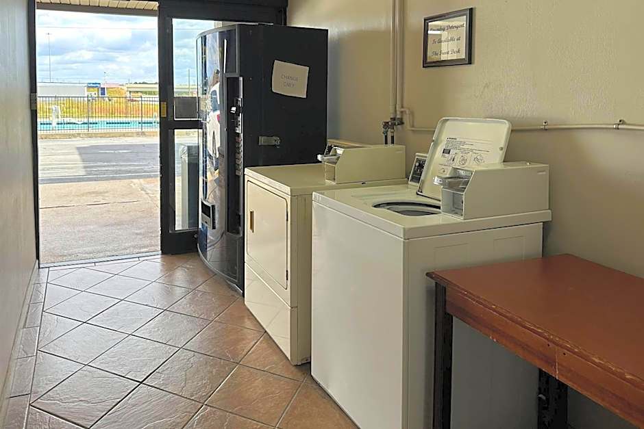 Quality Inn Calhoun North I-75