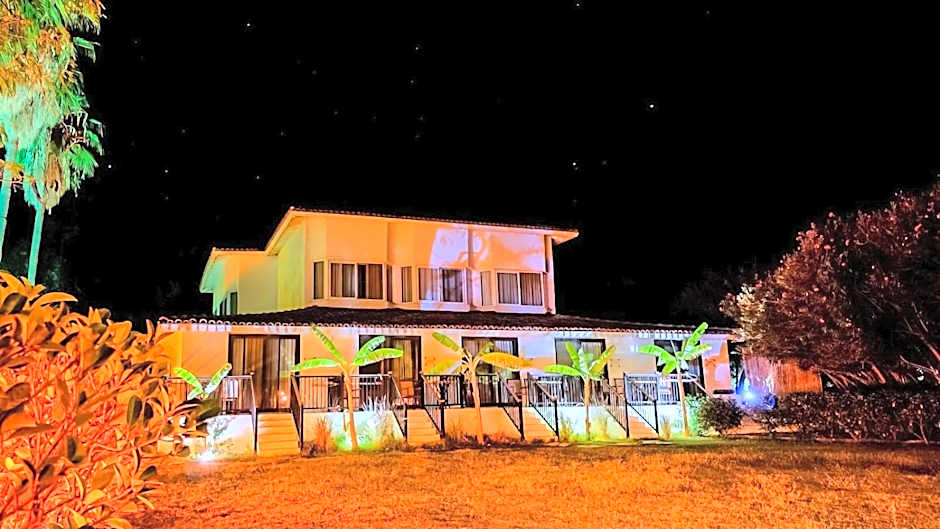 Thanos Hotel