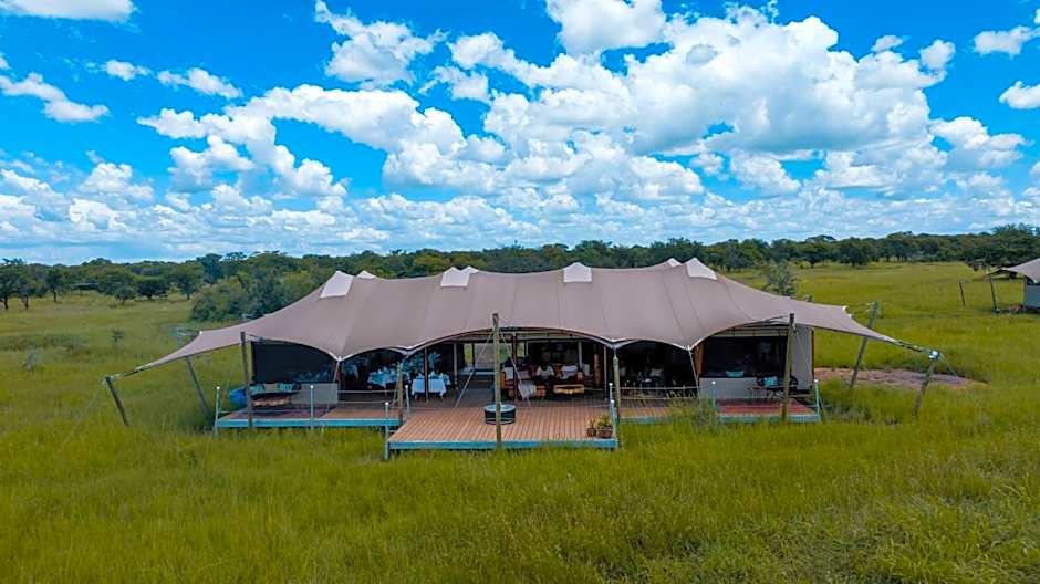 Escarpment Serengeti Luxury Camp