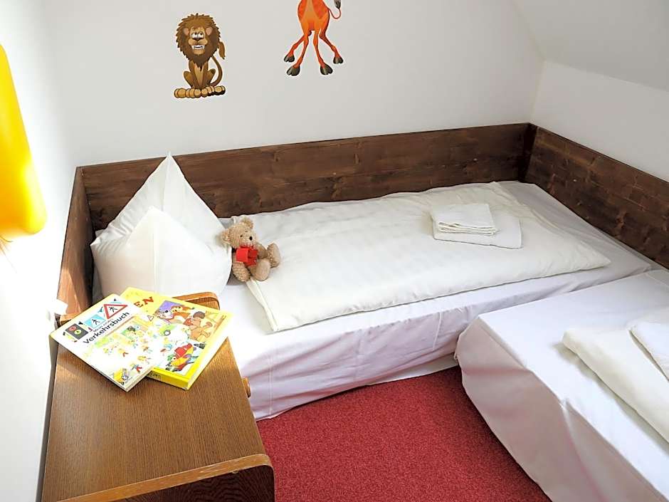 Landhotel & Reiterhof Schumann