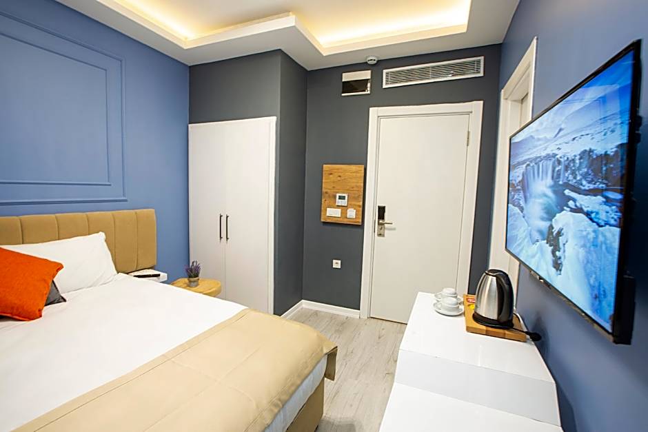 Taksim Leon’s Hotel