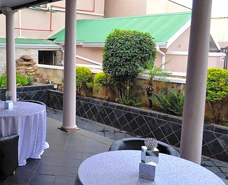 Crown Hotel