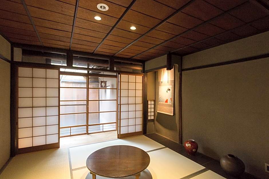Tsukikusa an Machiya House