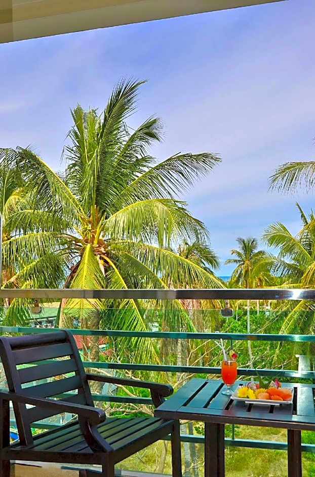 First Residence Hotel