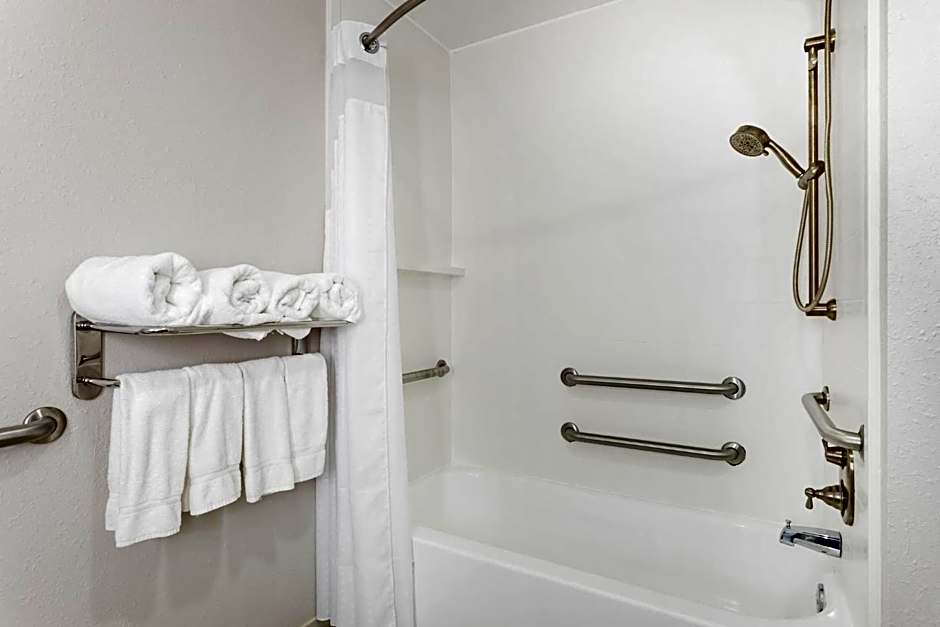 Holiday Inn Express Hotel And Suites Bremen By IHG
