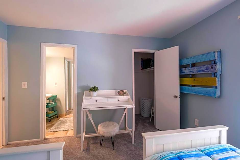 Relaxing Spacious Coastal 3bd Gulfport Paradise