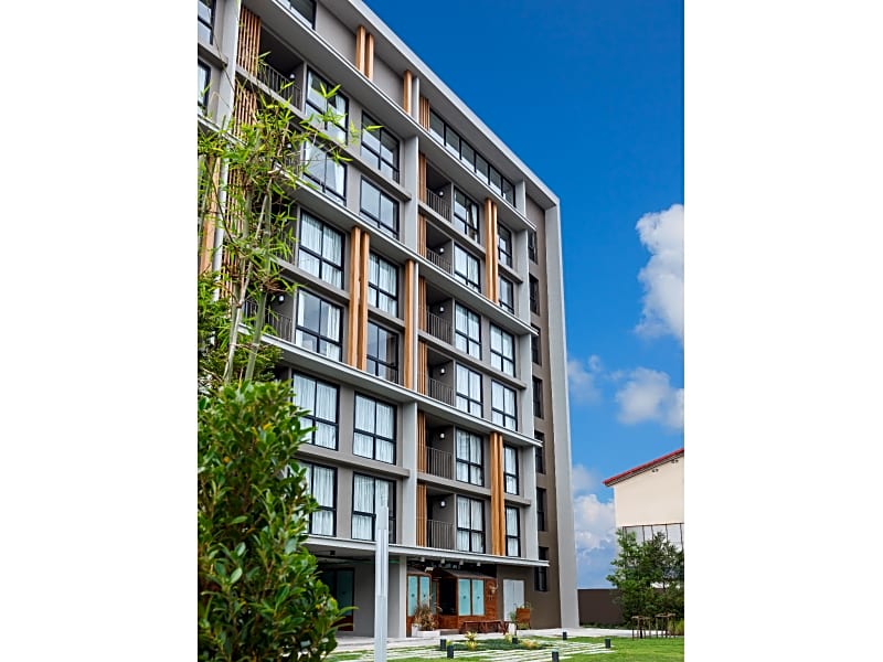 Madera Residence Sriracha