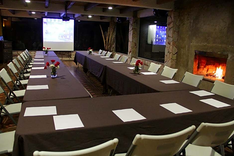 Hotel & Cava La Parroquia