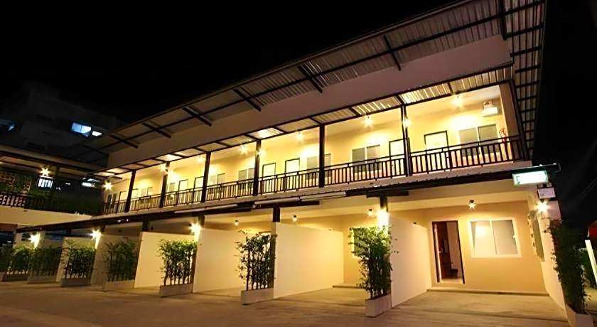 Bearing 26 Hotel