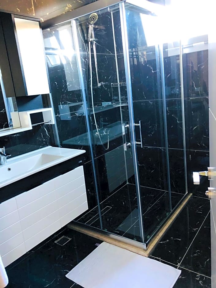 AdaHan Family Rooms Gocek