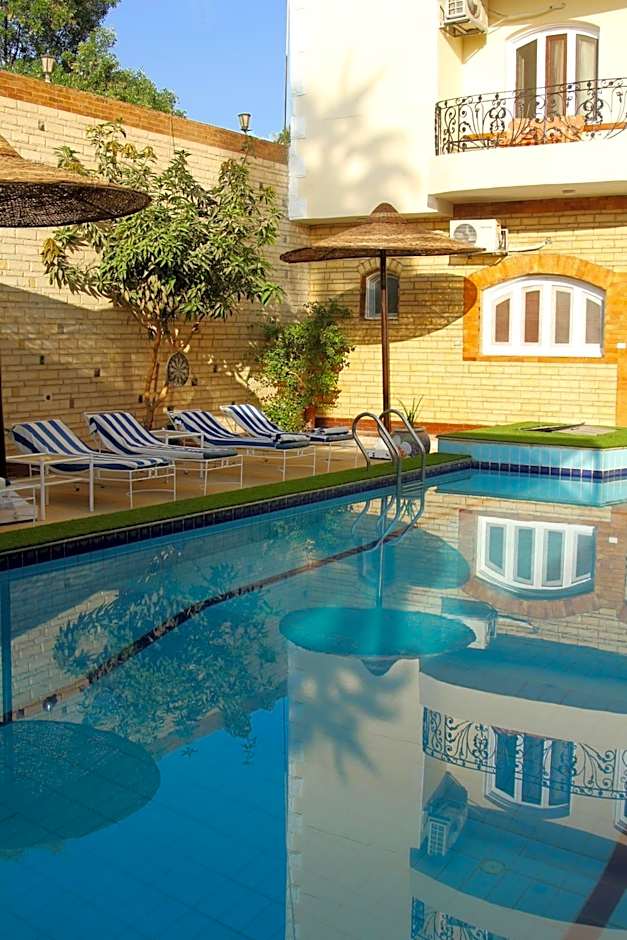 Nile Valley Hotel
