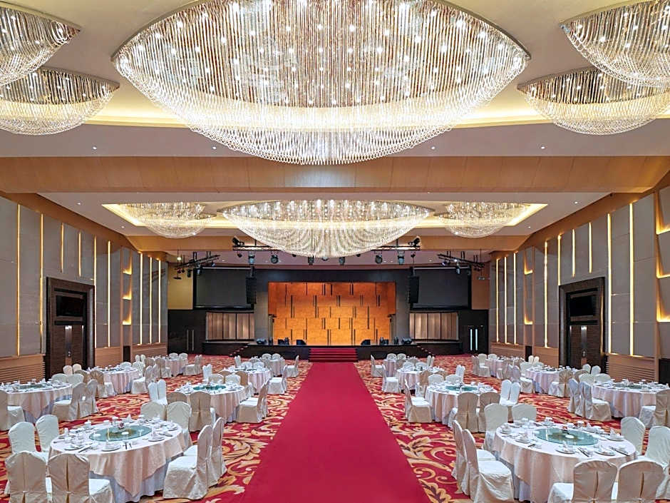 Grand Cityhall Hotel Medan