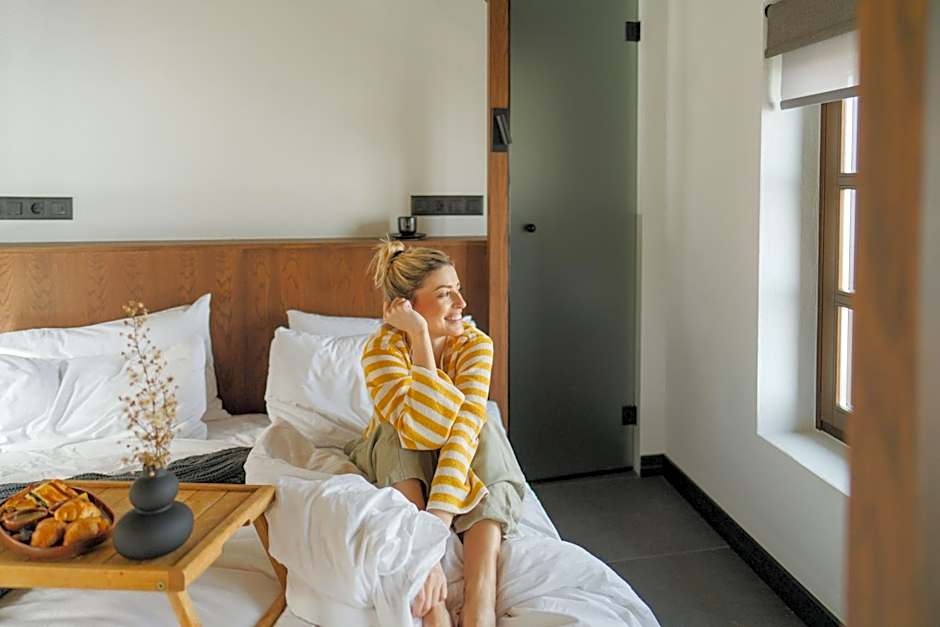 Unedo All Seasons Boutique Hotel