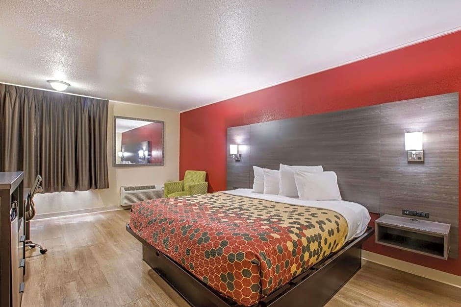 Econo Lodge Garden City