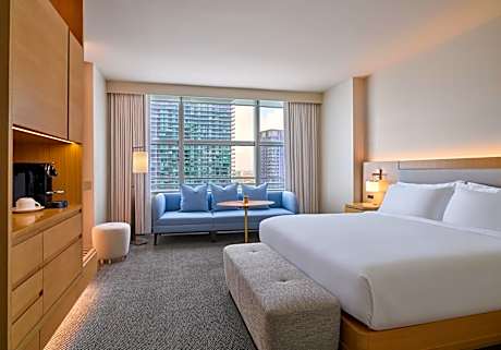 City View King ADA Mobility