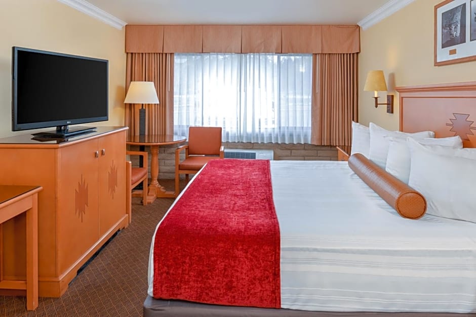 Best Western Premier Grand Canyon Squire Inn