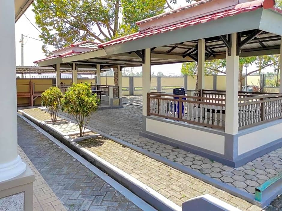 Hotel Remaja Indah Masamba