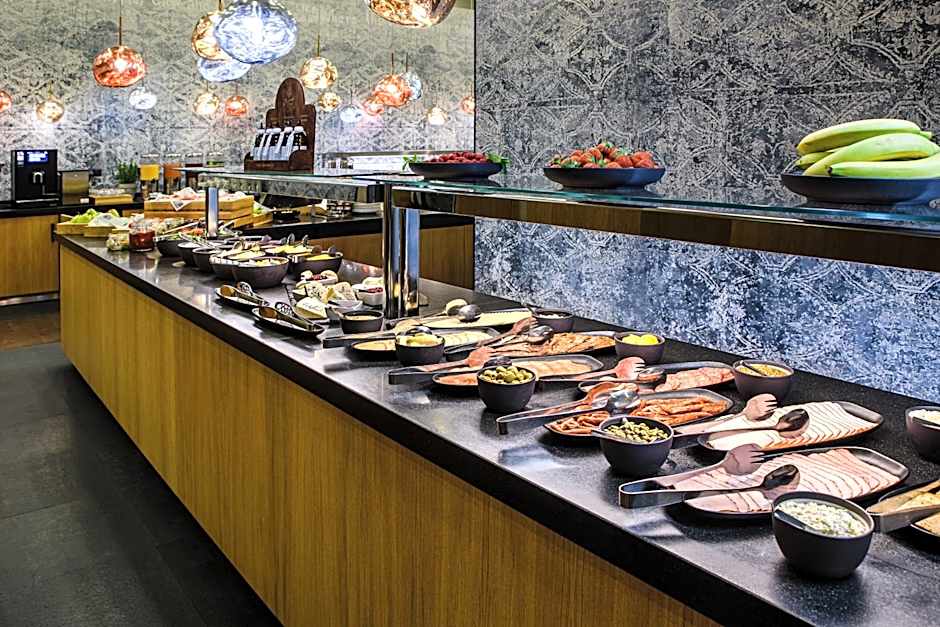 Courtyard by Marriott Warsaw Airport