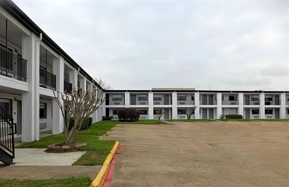 Red Roof Inn Houston - Jersey Village