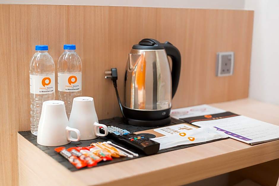 Orange Premier Hotel Taman Segar