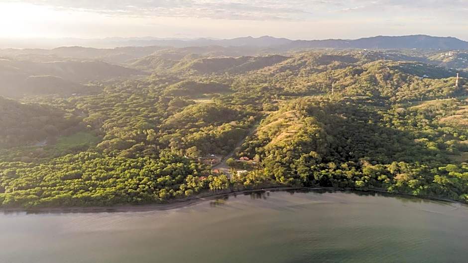 Papagayo Golden Palms Beachfront Hotel