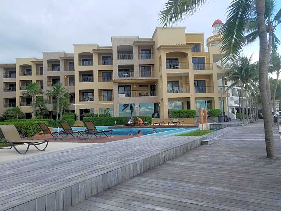 Ocean Front El Faro Reef 304