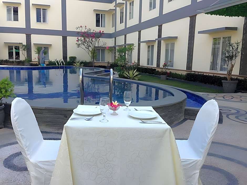 Puri Indah Hotel