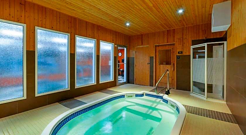 Best Western Plus Peace River Hotel & Suites