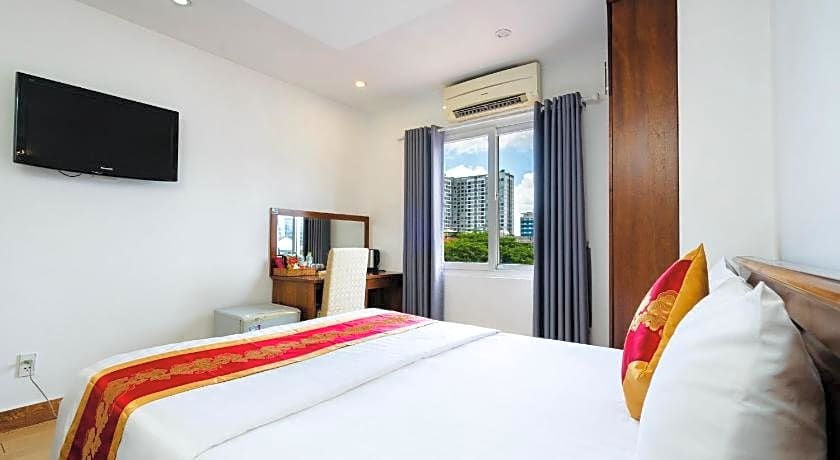 King Hotel Saigon Airport