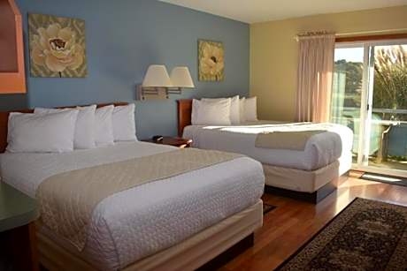 Quadruple Room with Bath