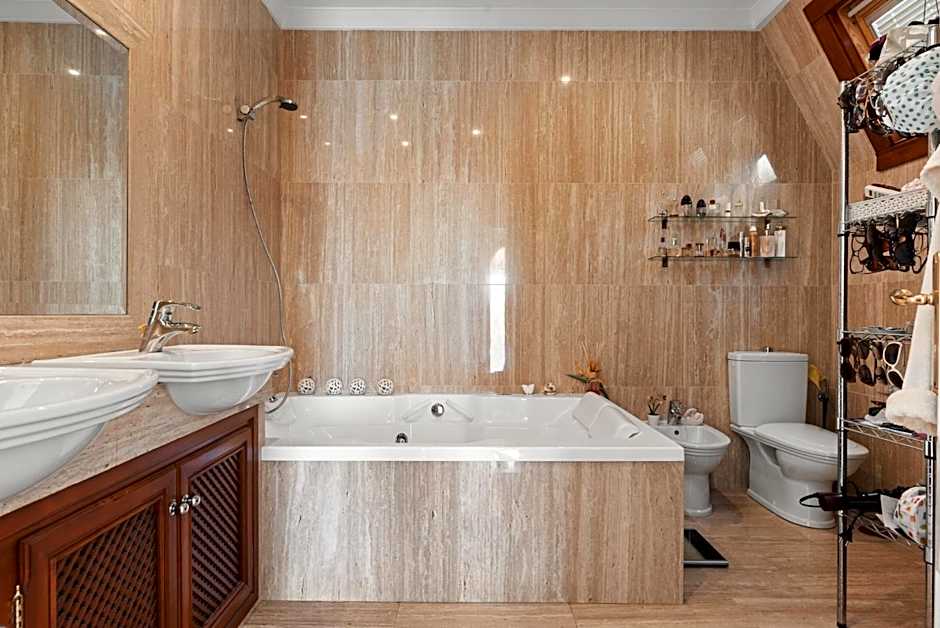 Stunning Infinity pool mansion in Mijas by Costarentals - Ref 85