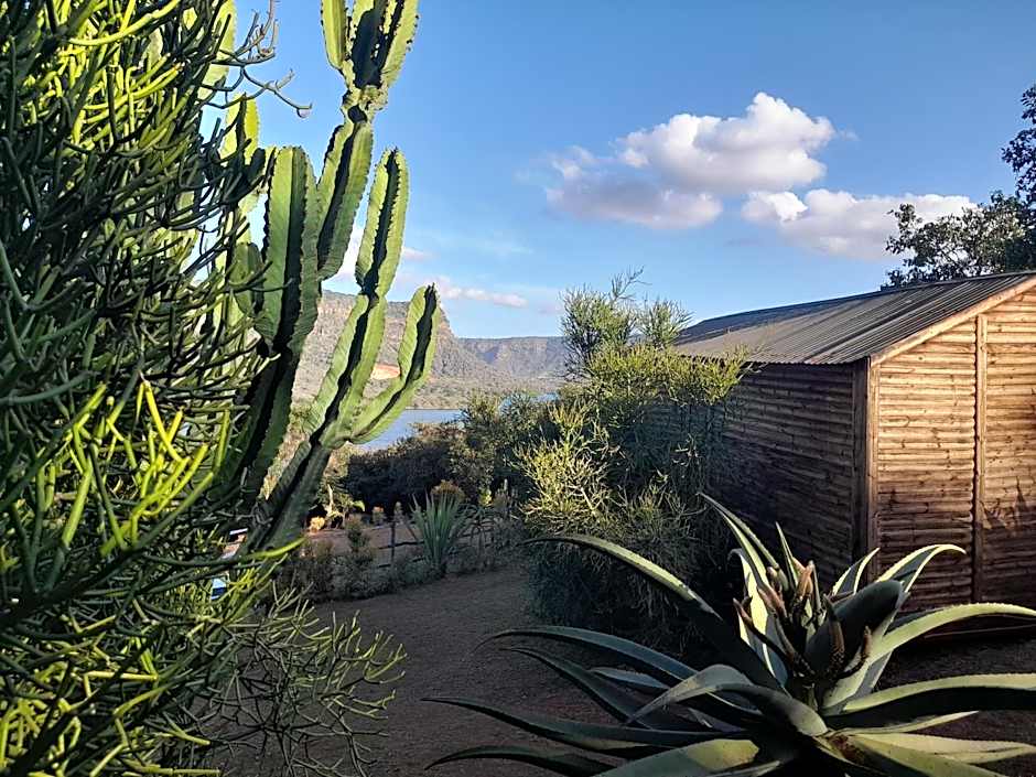 Entendeni Lodge SelfCatering