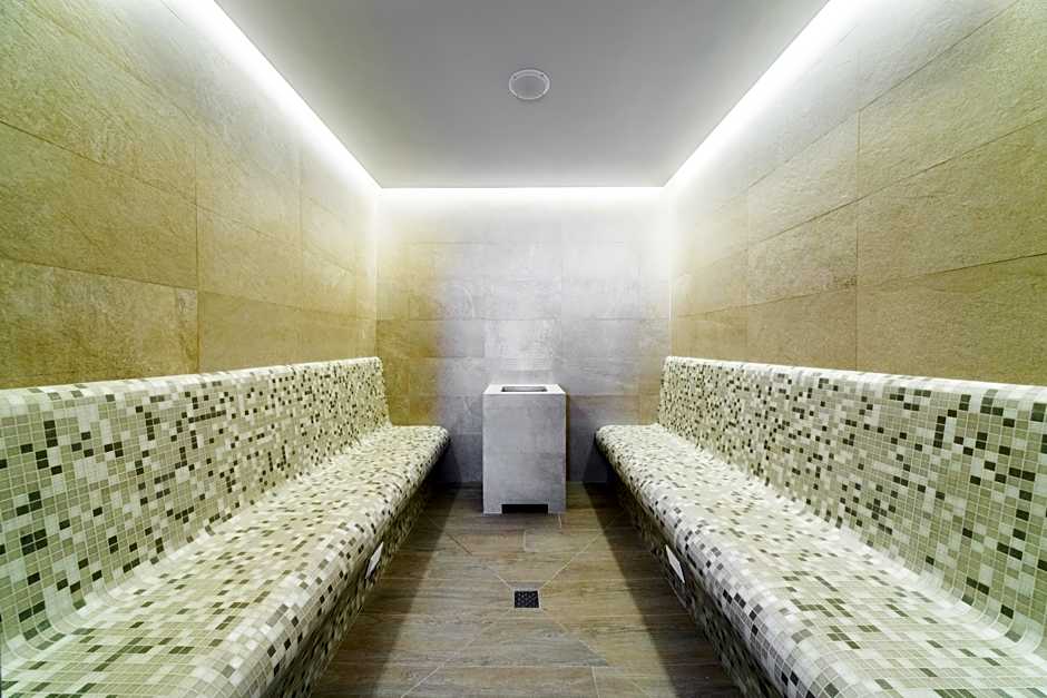 Airport Hotel Okecie